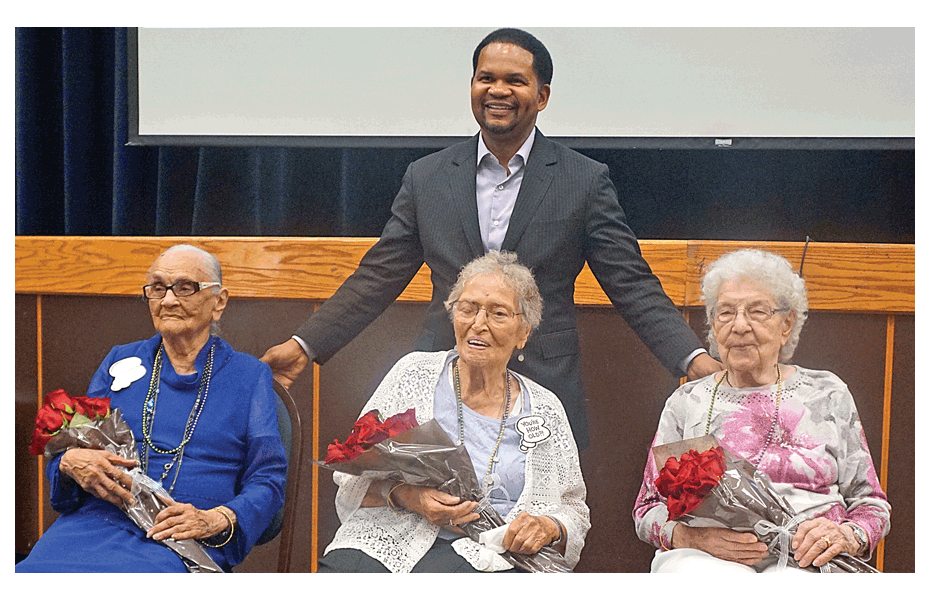 Aurora honors Centenarians-and Babies at annual 1 & 100 Celebration 8-26-18