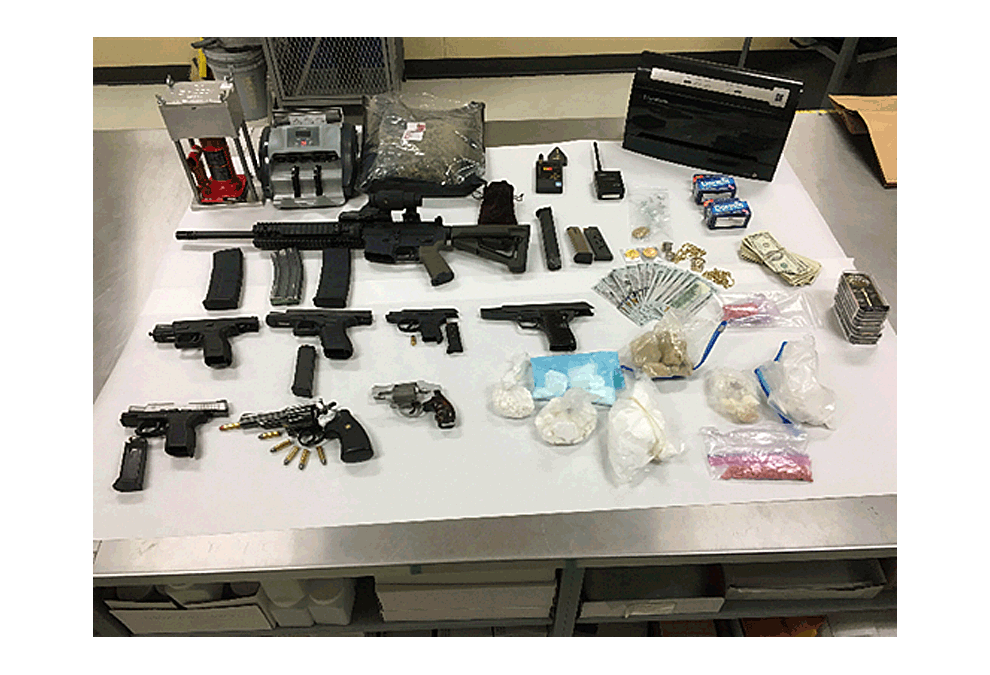 Major seizure of weapons, drugs, cash and jewelry in Aurora