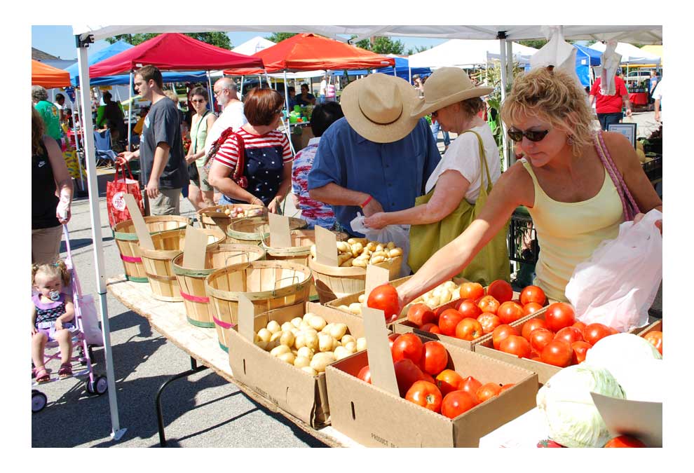 Aurora's Farmers Market is moving to Water Street Mall in downtown in 2019