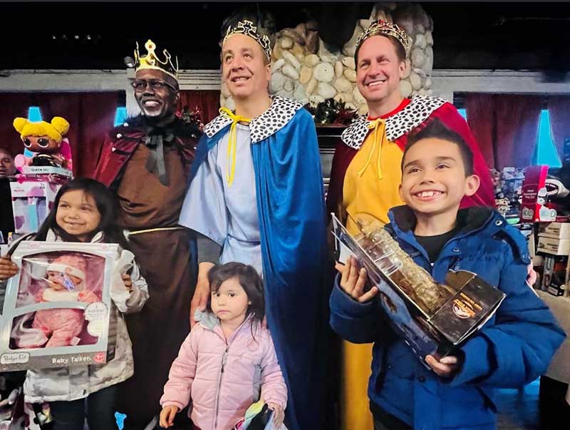 Aurora to Celebrate Three Kings Day with Toys for Hundreds of Children