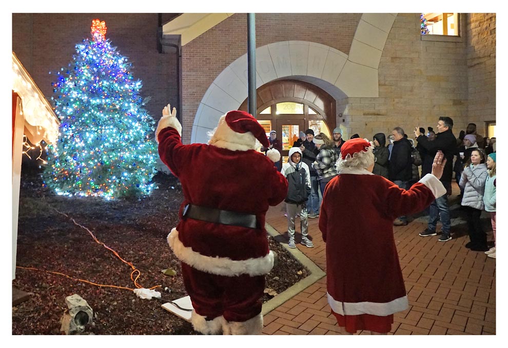 Beginning to look a lot like Christmas… The Voice