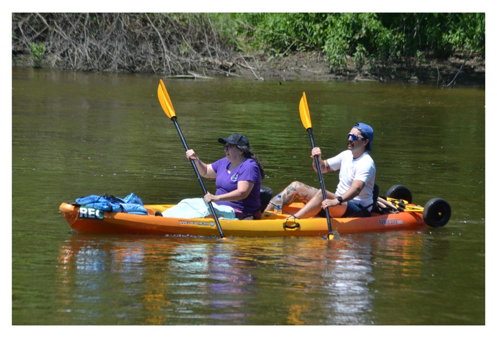 Canoes, kayaks, in Fox River MidAmerican Canoe and Kayak Race The Voice