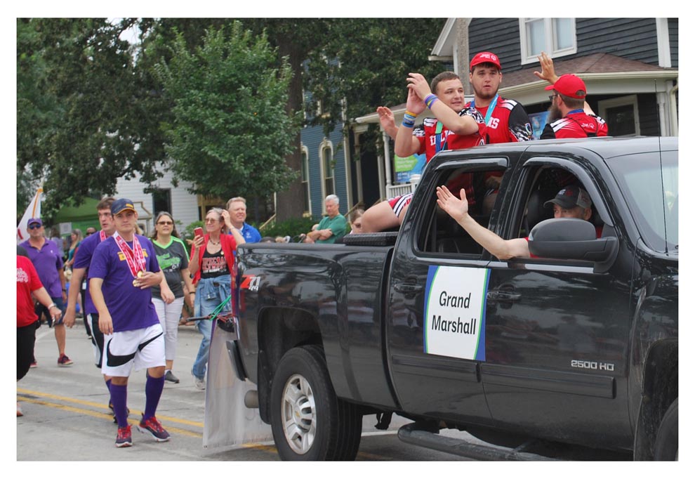 Naperville Labor Day parade offers community joy The Voice