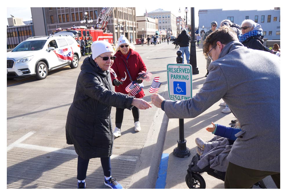 Aurora Veterans Day parade – The Voice