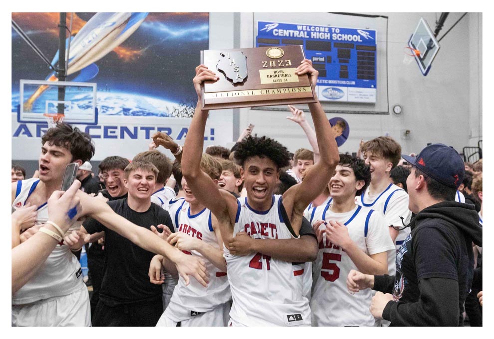 Marmion Academy high school basketball team wins Class 3A sectional ...